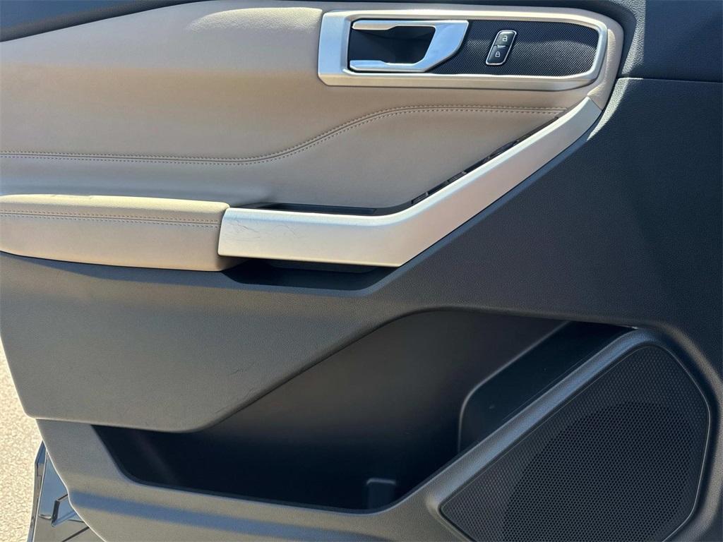 used 2023 Ford Explorer car, priced at $27,800
