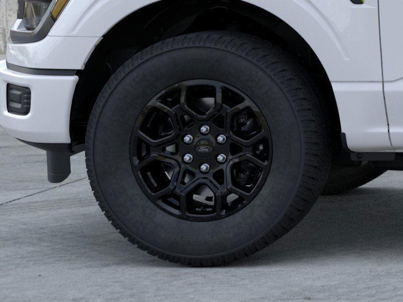 new 2025 Ford F-150 car, priced at $45,690