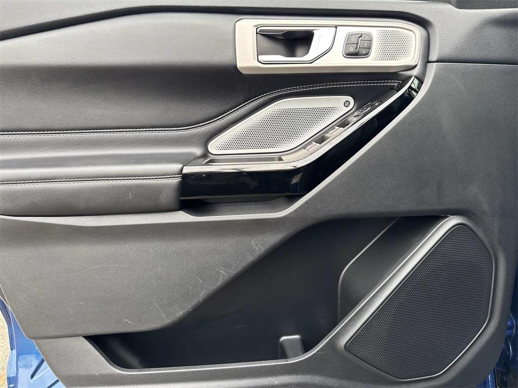 used 2022 Ford Explorer car, priced at $40,600