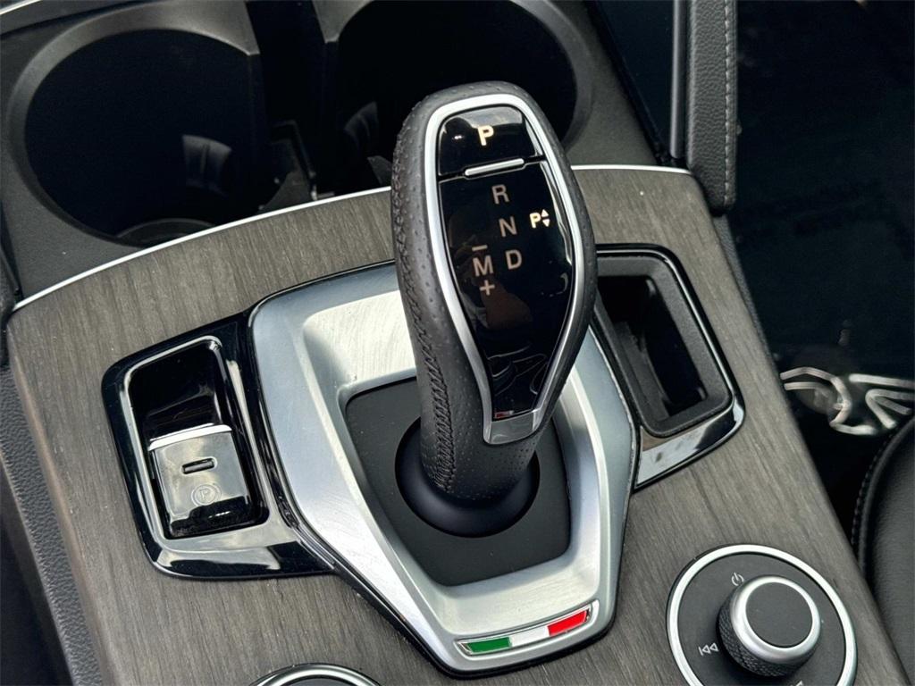 used 2022 Alfa Romeo Stelvio car, priced at $21,900
