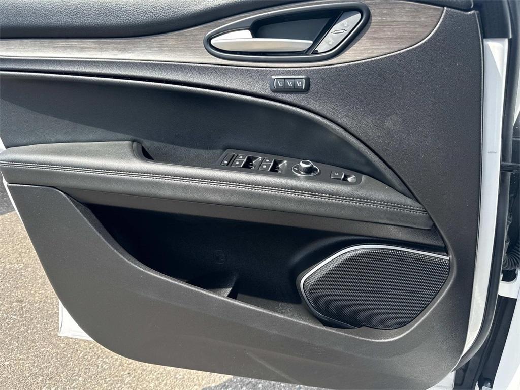 used 2022 Alfa Romeo Stelvio car, priced at $21,900