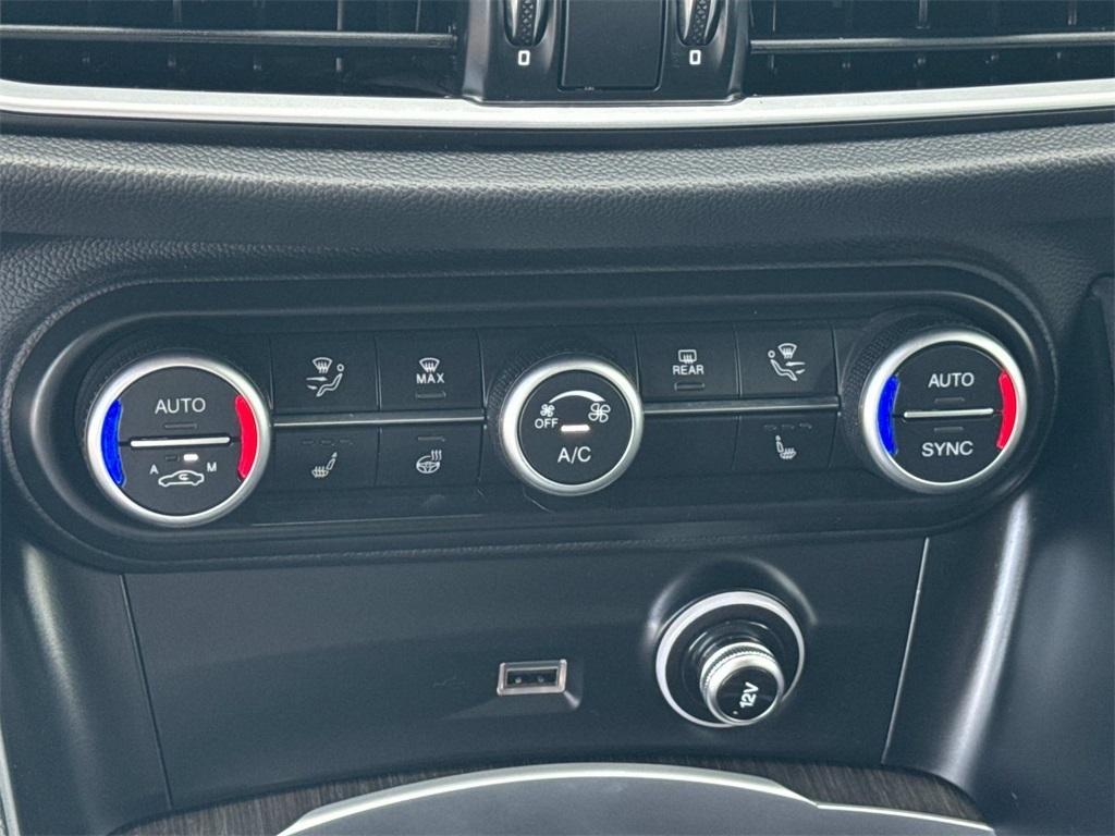 used 2022 Alfa Romeo Stelvio car, priced at $21,900