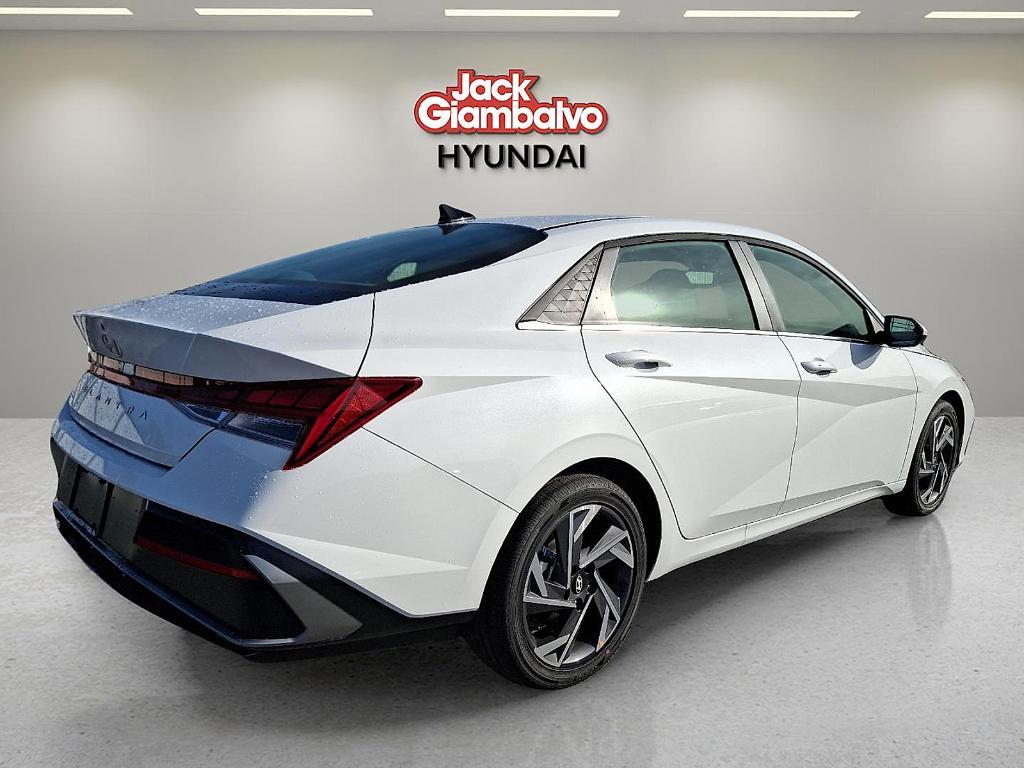 new 2025 Hyundai Elantra car, priced at $25,706