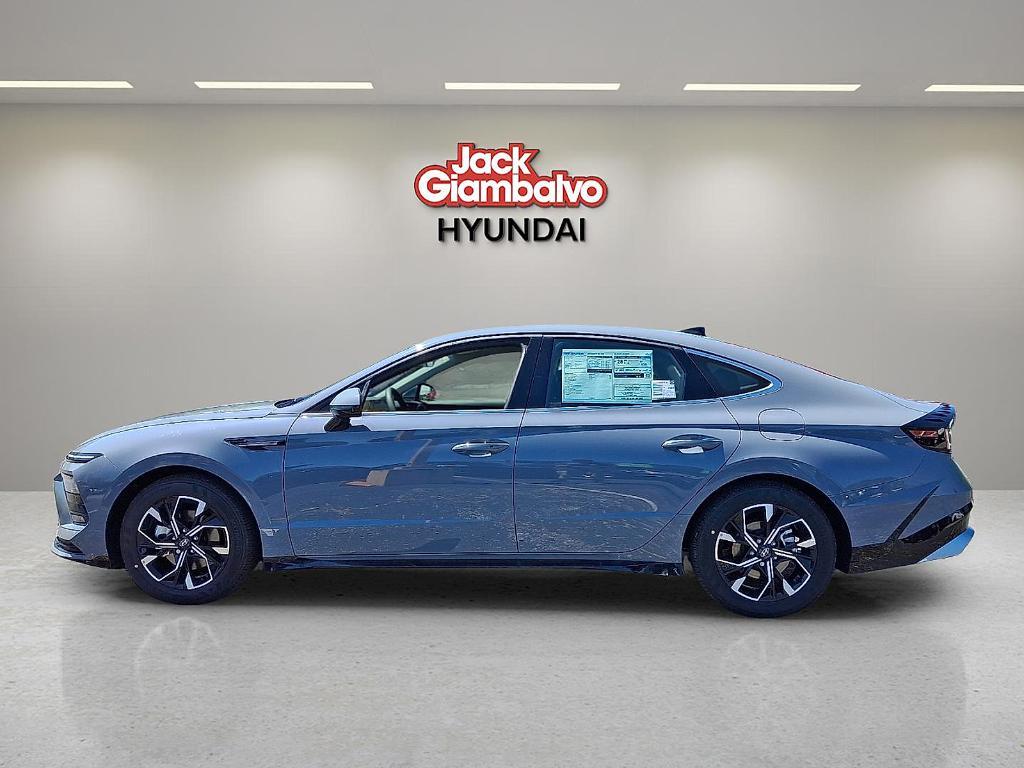 new 2025 Hyundai Sonata car, priced at $30,110