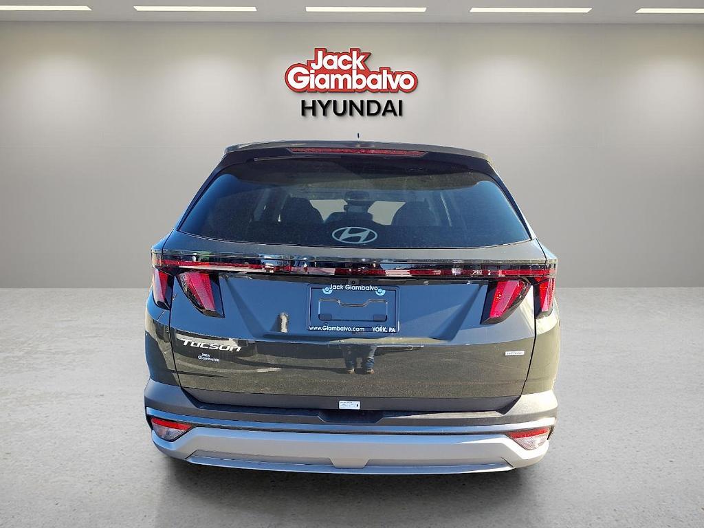 new 2025 Hyundai Tucson car, priced at $32,160