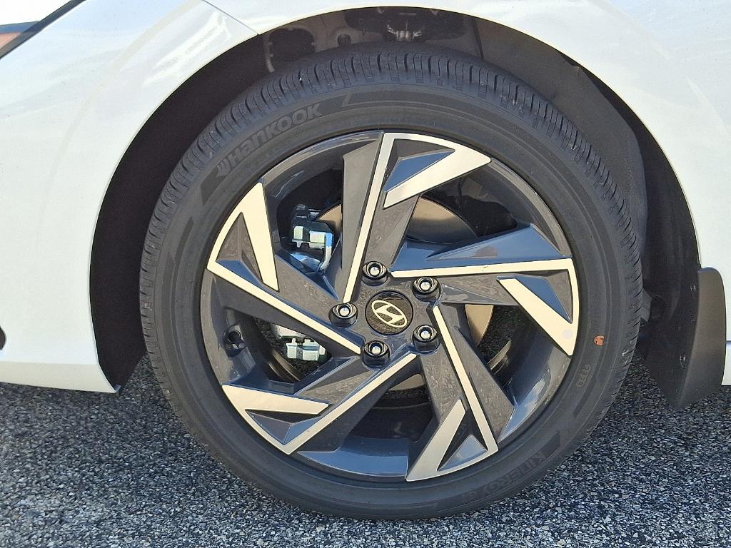 new 2025 Hyundai ELANTRA HEV car, priced at $25,280