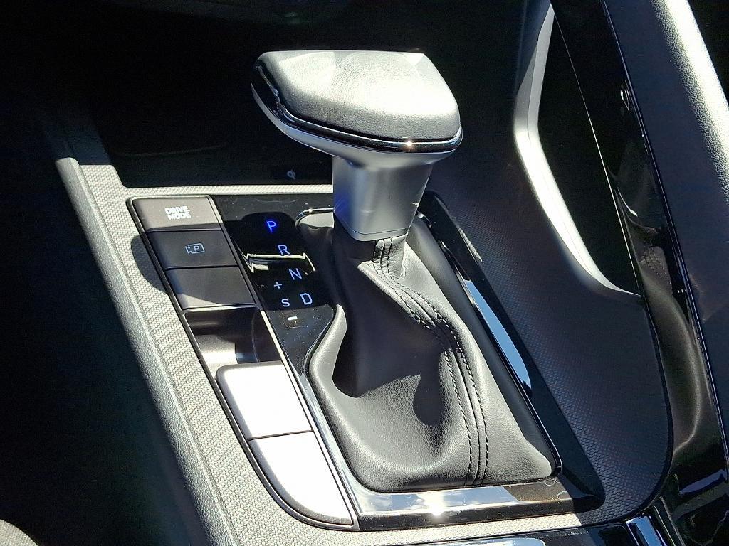 new 2025 Hyundai ELANTRA HEV car, priced at $25,280