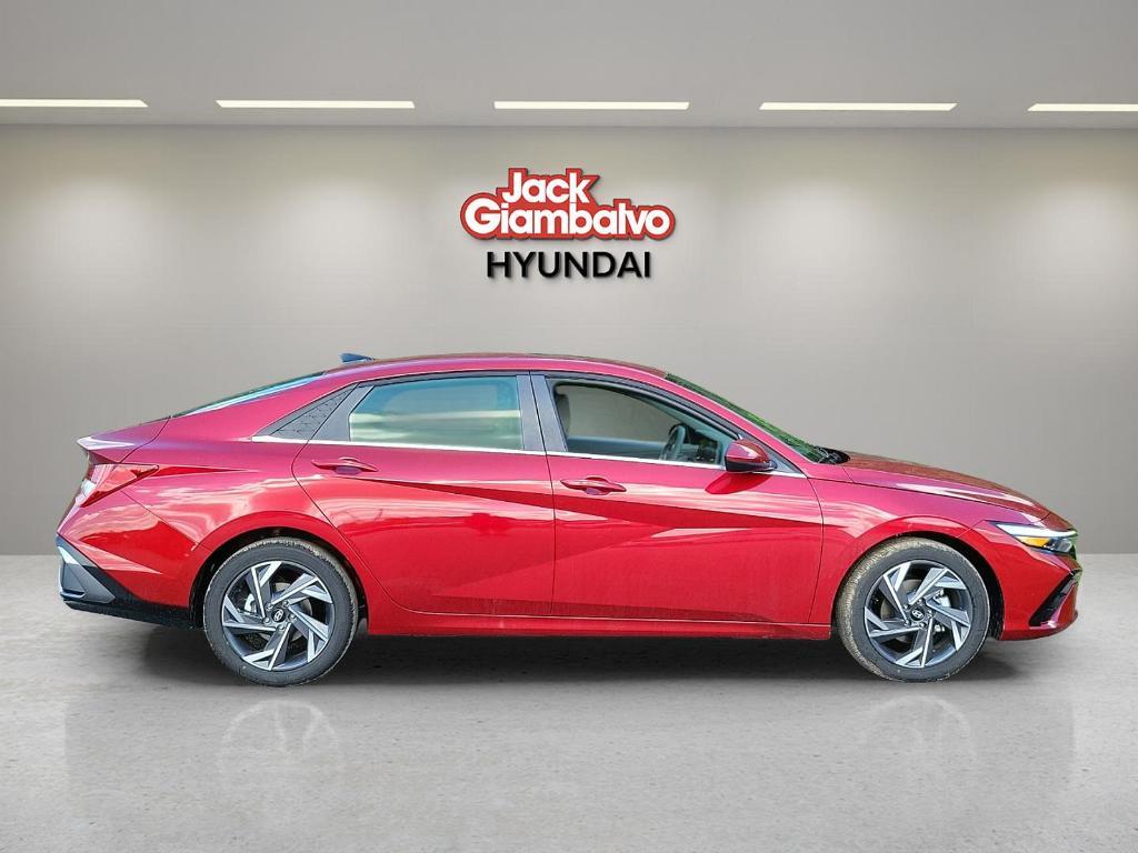 new 2025 Hyundai Elantra car, priced at $27,024