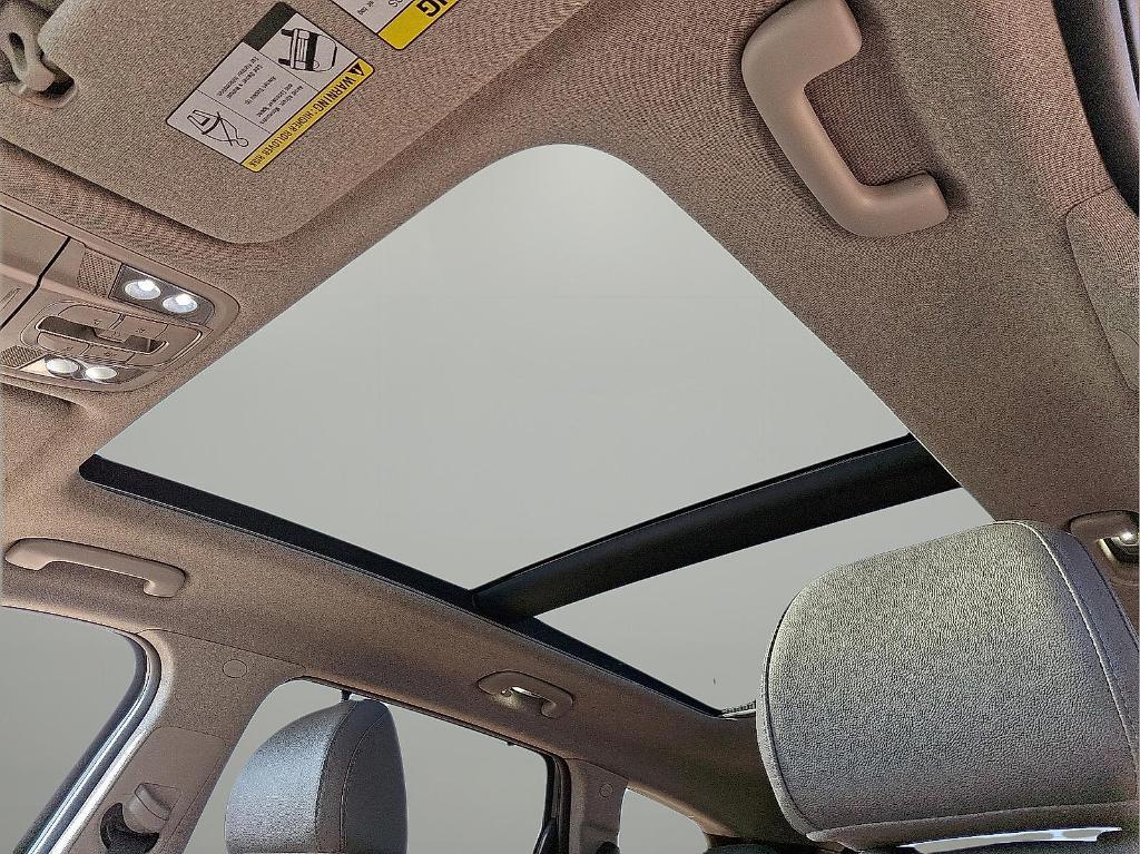 used 2020 Hyundai Santa Fe car, priced at $18,990