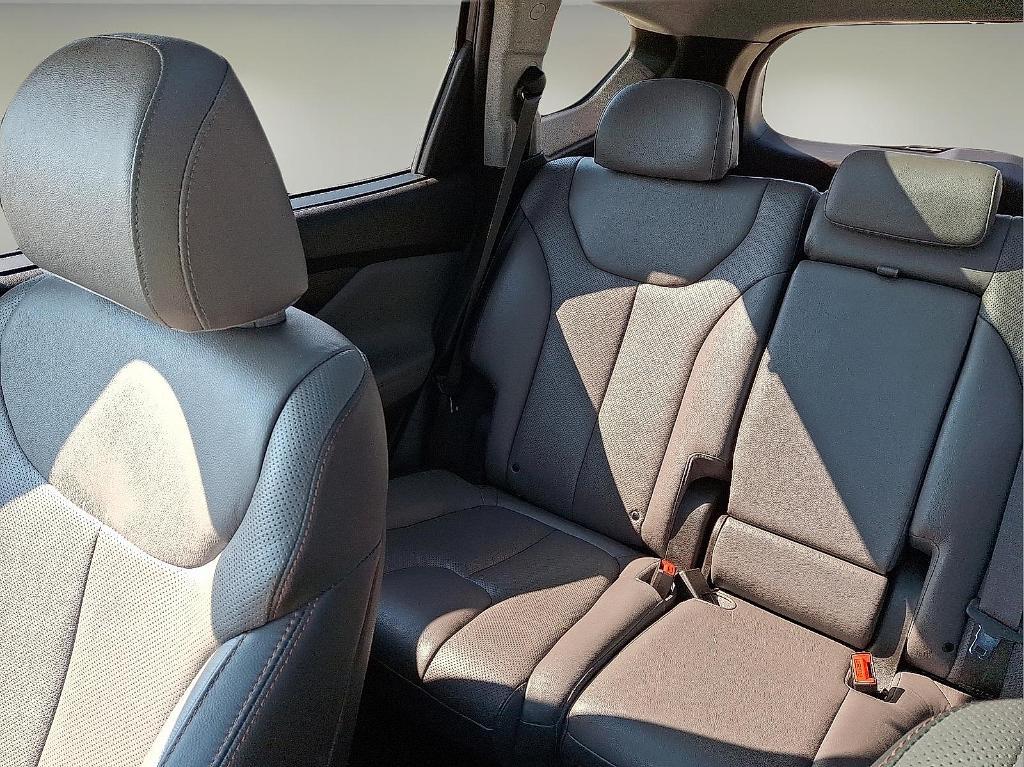 used 2020 Hyundai Santa Fe car, priced at $18,990
