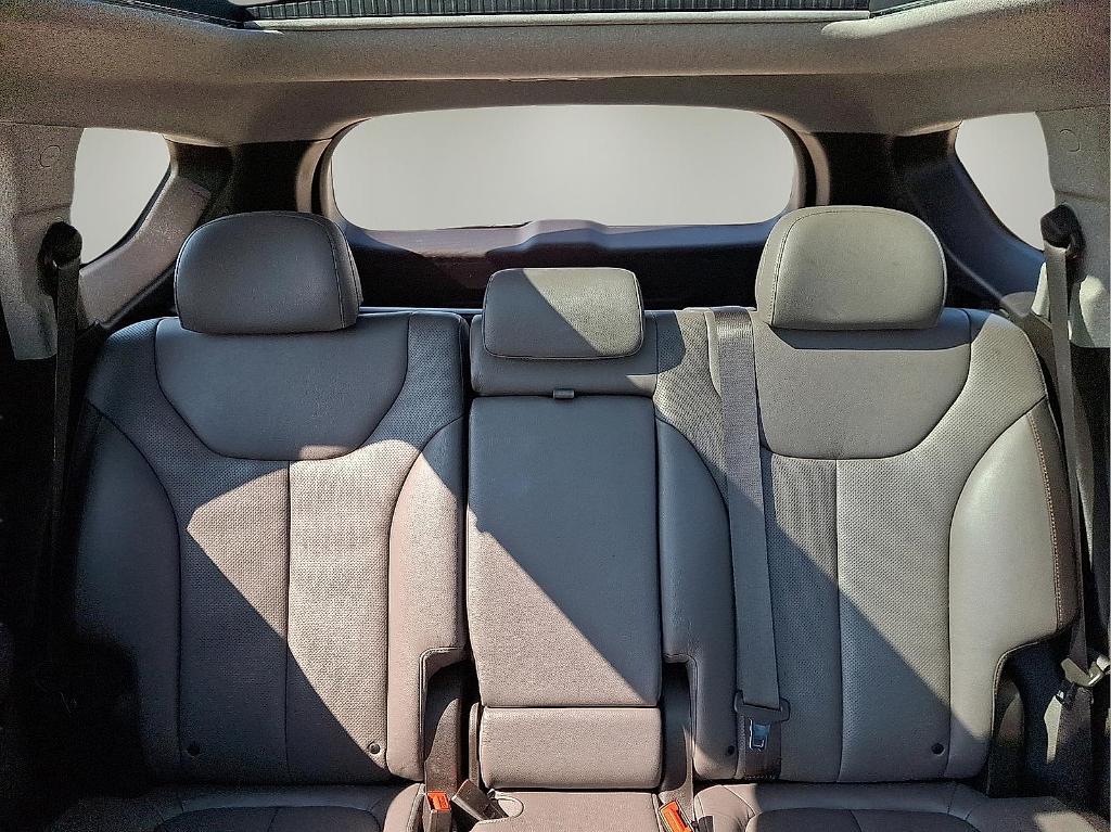 used 2020 Hyundai Santa Fe car, priced at $18,990