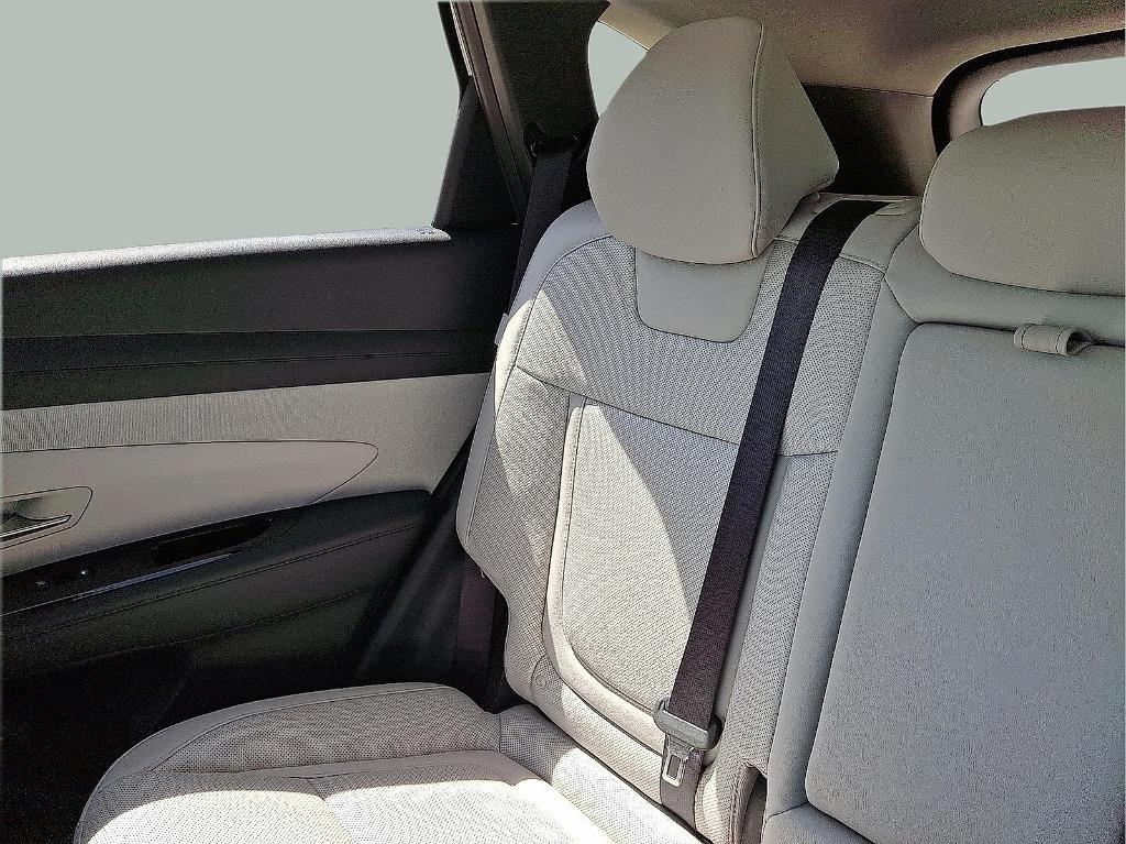 new 2025 Hyundai TUCSON Hybrid car, priced at $42,555