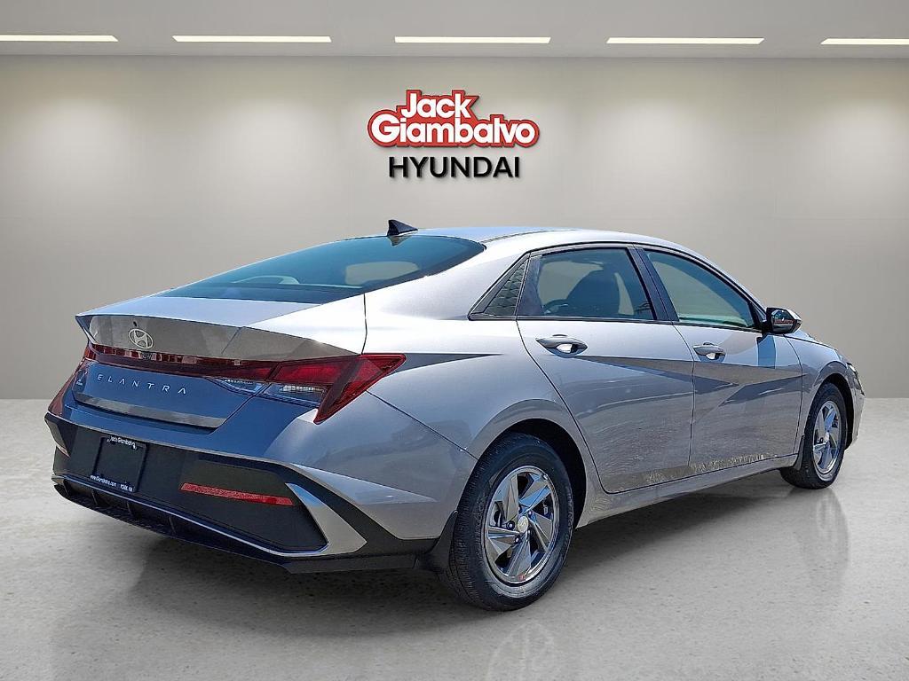 new 2025 Hyundai Elantra car, priced at $22,635