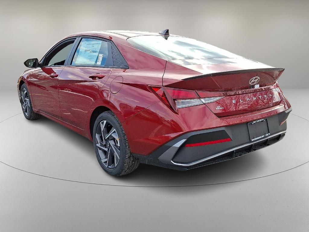 new 2025 Hyundai Elantra car, priced at $21,430
