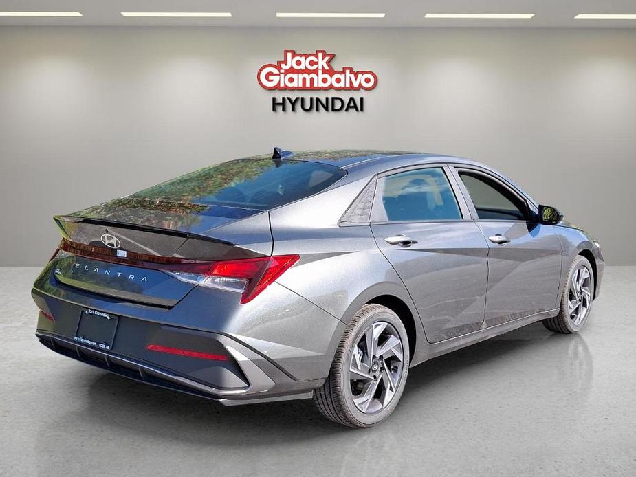 new 2025 Hyundai Elantra car, priced at $24,072