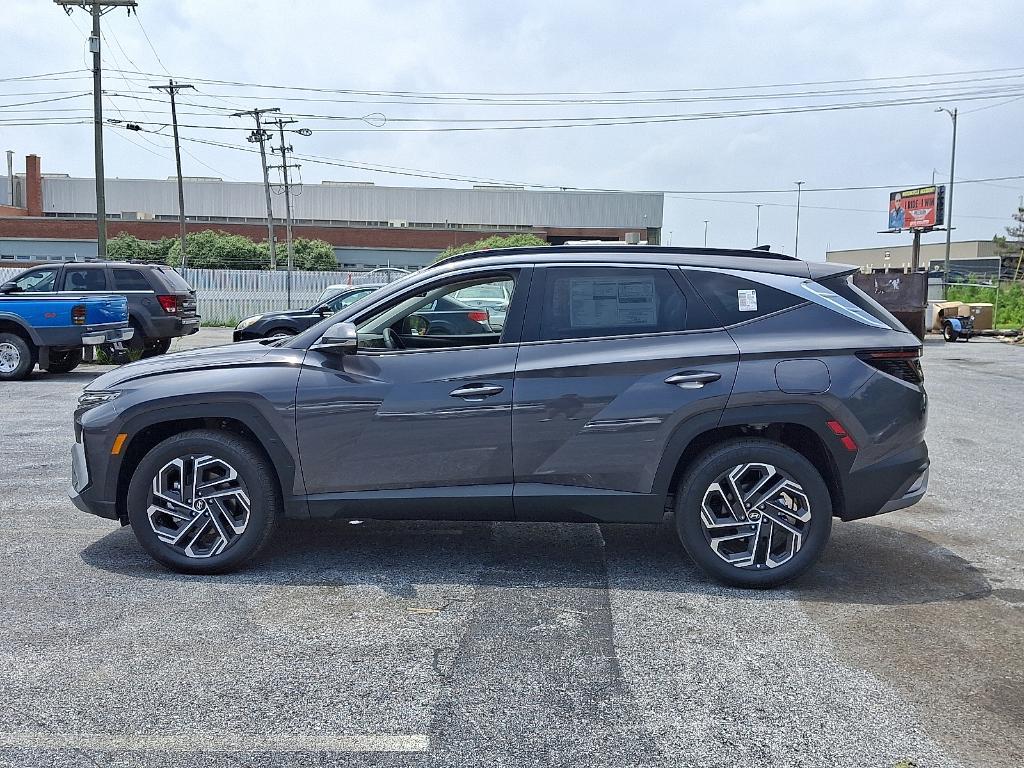 new 2025 Hyundai TUCSON Hybrid car, priced at $41,314