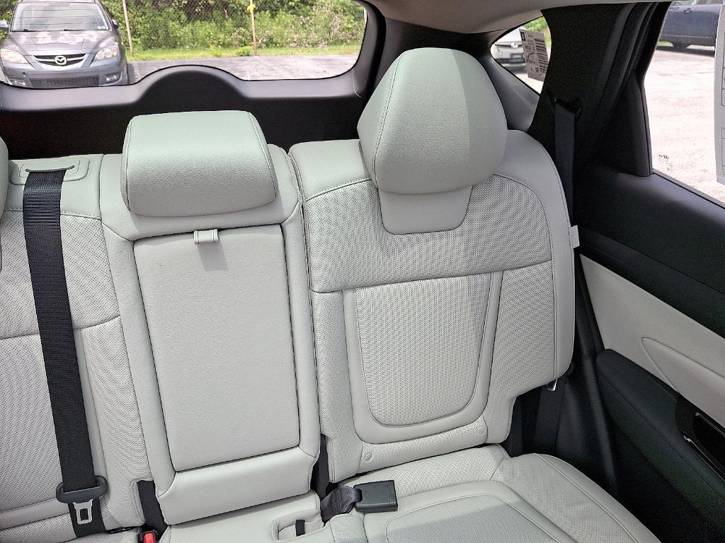 new 2025 Hyundai TUCSON Hybrid car, priced at $41,314