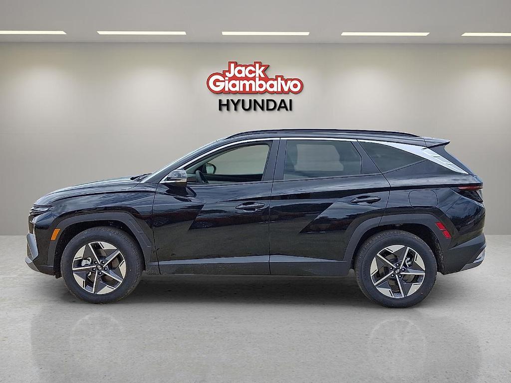 new 2025 Hyundai Tucson car, priced at $34,195