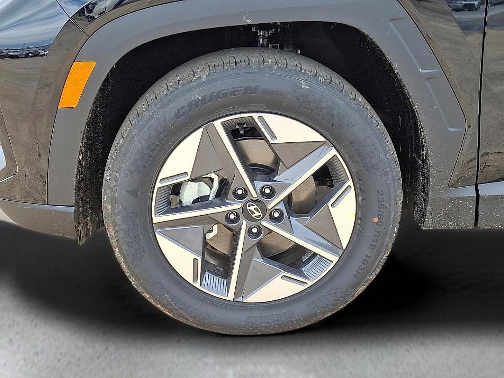 new 2025 Hyundai Tucson car, priced at $34,195
