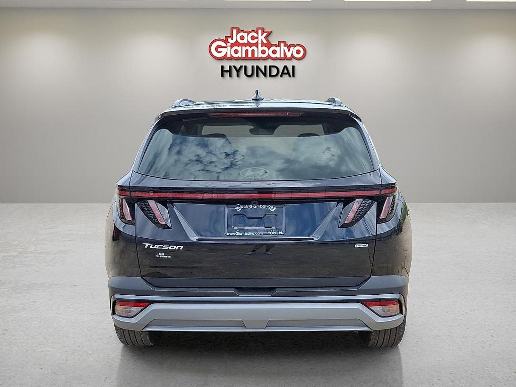 new 2025 Hyundai Tucson car, priced at $34,195