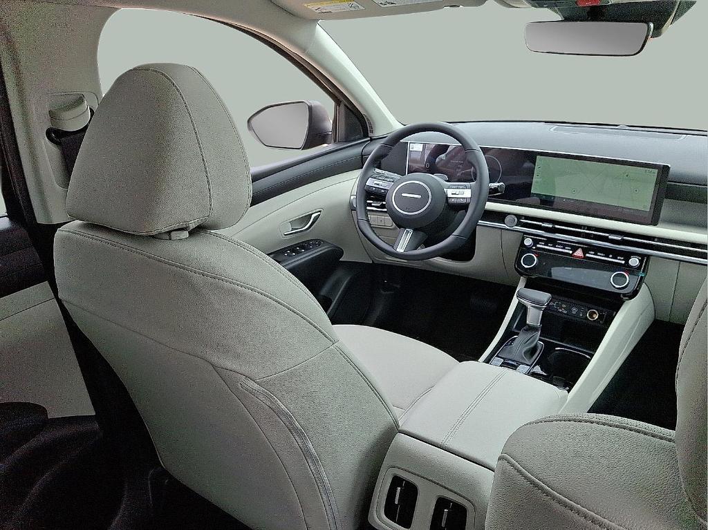 new 2025 Hyundai Tucson car, priced at $34,195