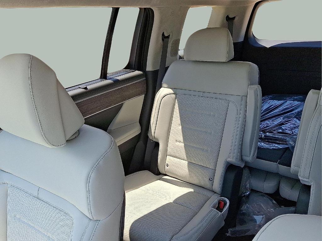 new 2025 Hyundai SANTA FE HEV car, priced at $45,964