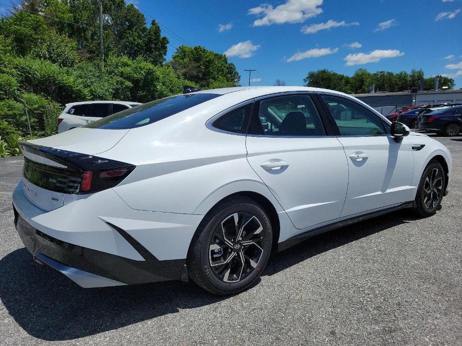 new 2024 Hyundai Sonata car, priced at $30,153