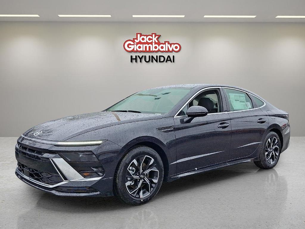 new 2025 Hyundai Sonata car, priced at $30,070