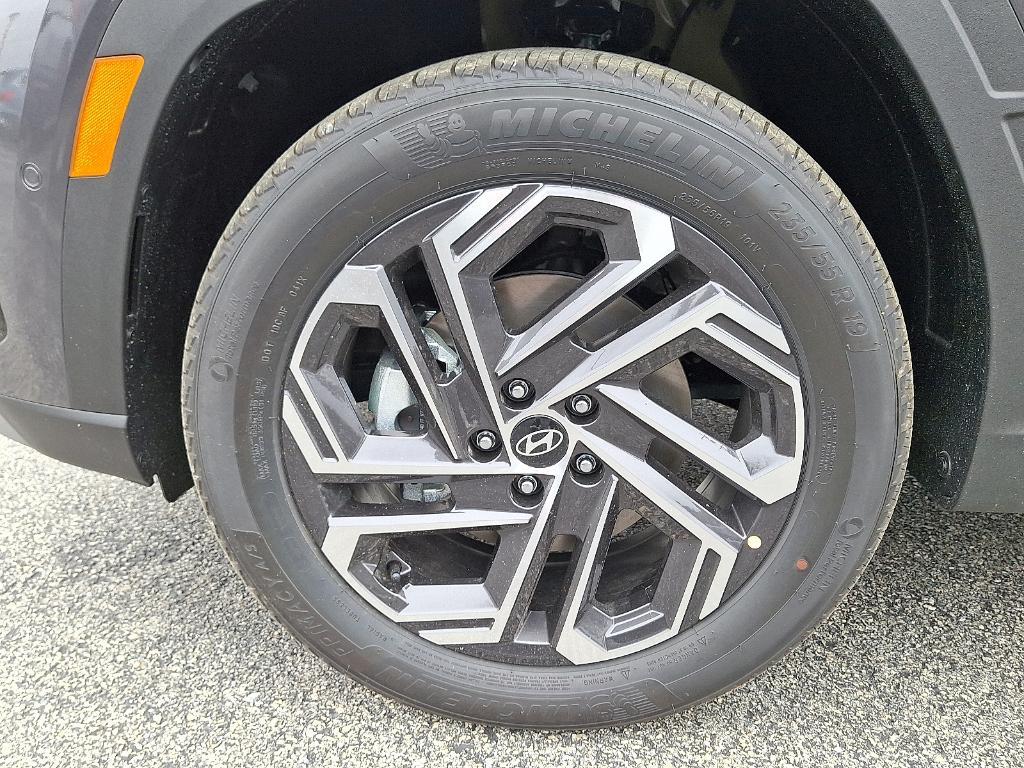 new 2025 Hyundai TUCSON Hybrid car, priced at $38,560