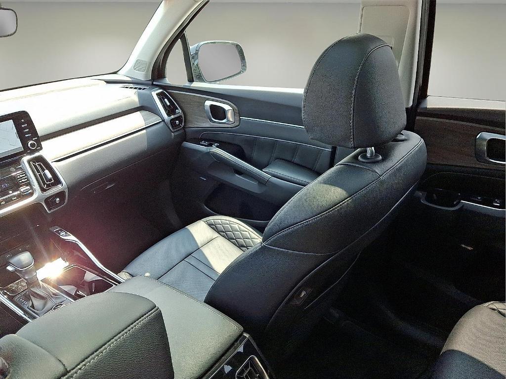 used 2022 Kia Sorento car, priced at $33,490