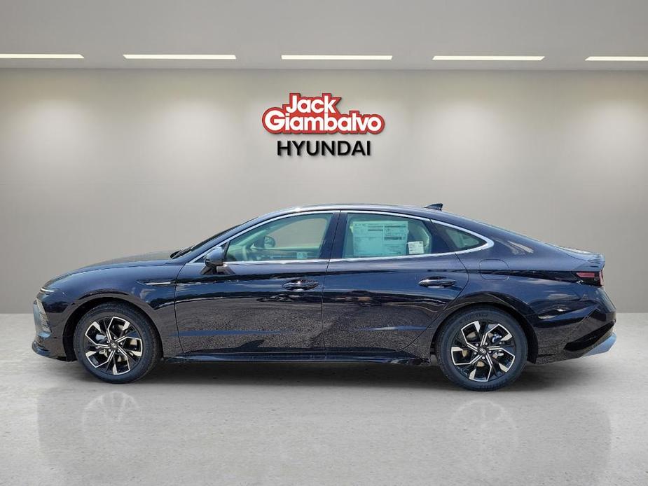 new 2024 Hyundai Sonata car, priced at $27,735