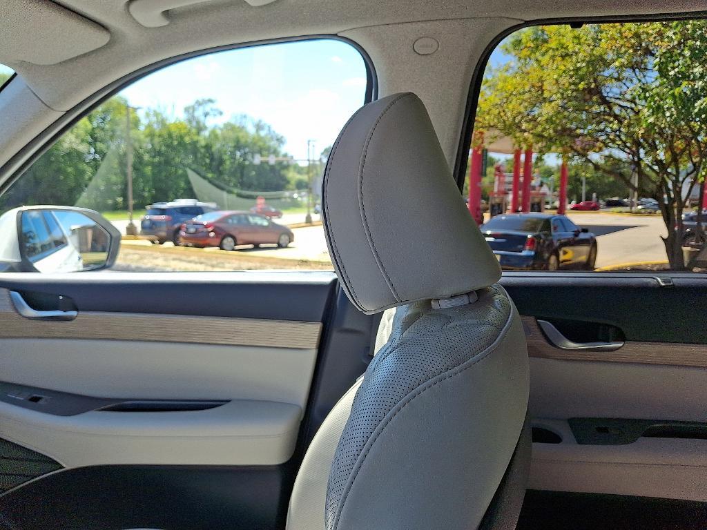 used 2022 Hyundai Palisade car, priced at $34,990