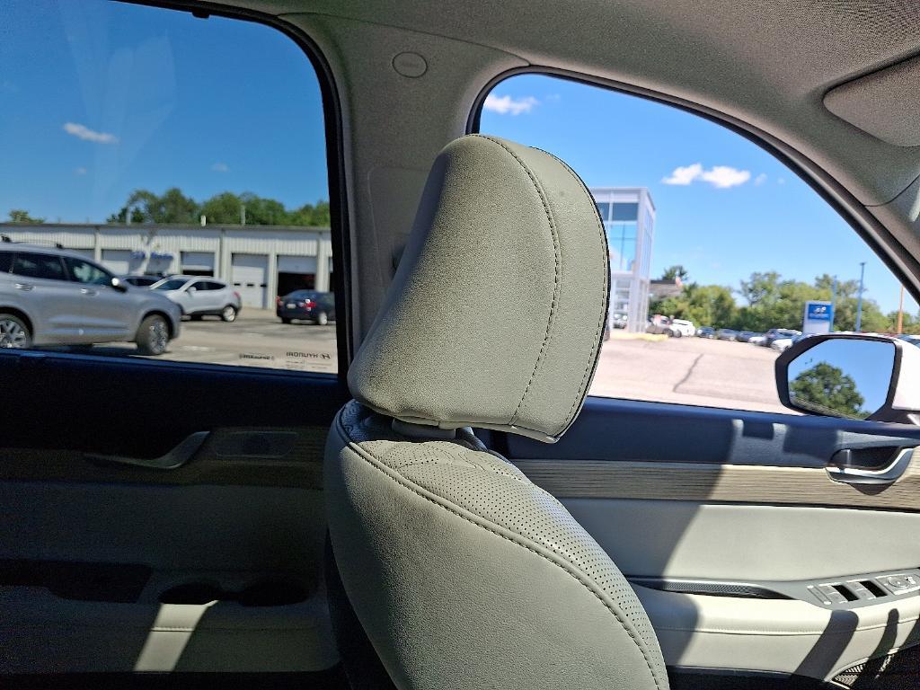 used 2022 Hyundai Palisade car, priced at $34,990