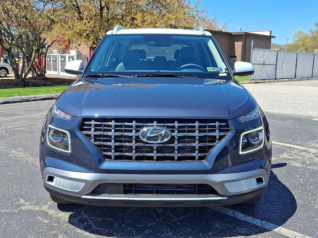 new 2025 Hyundai Venue car, priced at $24,014