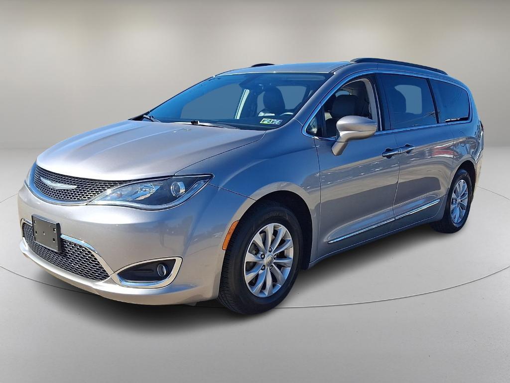 used 2017 Chrysler Pacifica car, priced at $11,590
