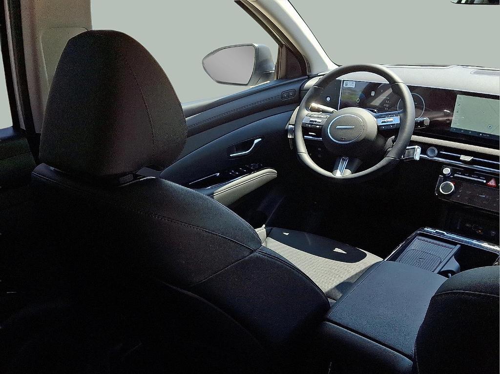 new 2025 Hyundai TUCSON Hybrid car, priced at $41,890