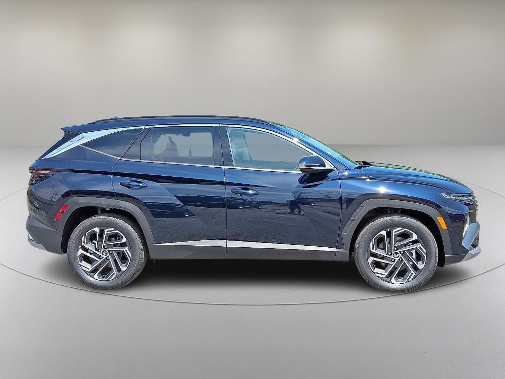 new 2025 Hyundai TUCSON Hybrid car, priced at $38,485