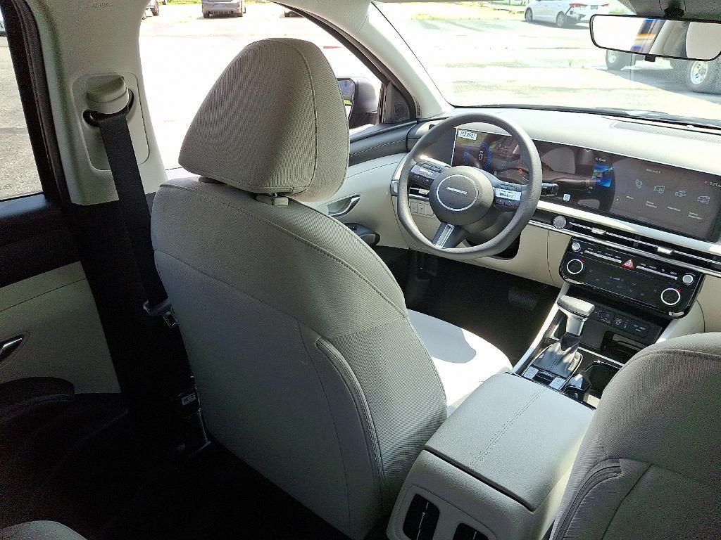 new 2025 Hyundai Tucson car, priced at $32,740