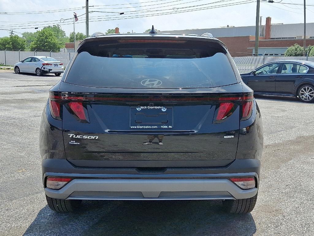 new 2025 Hyundai Tucson car, priced at $32,740
