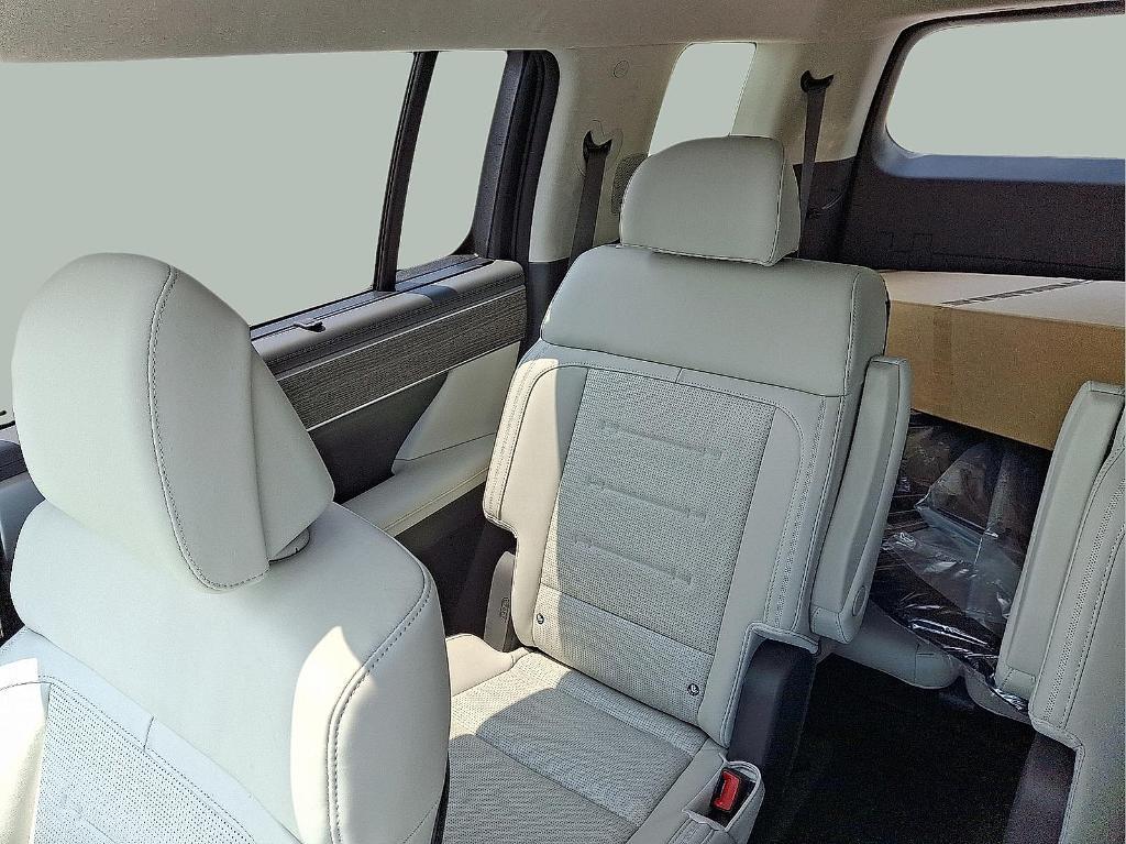 new 2025 Hyundai Santa Fe car, priced at $47,950