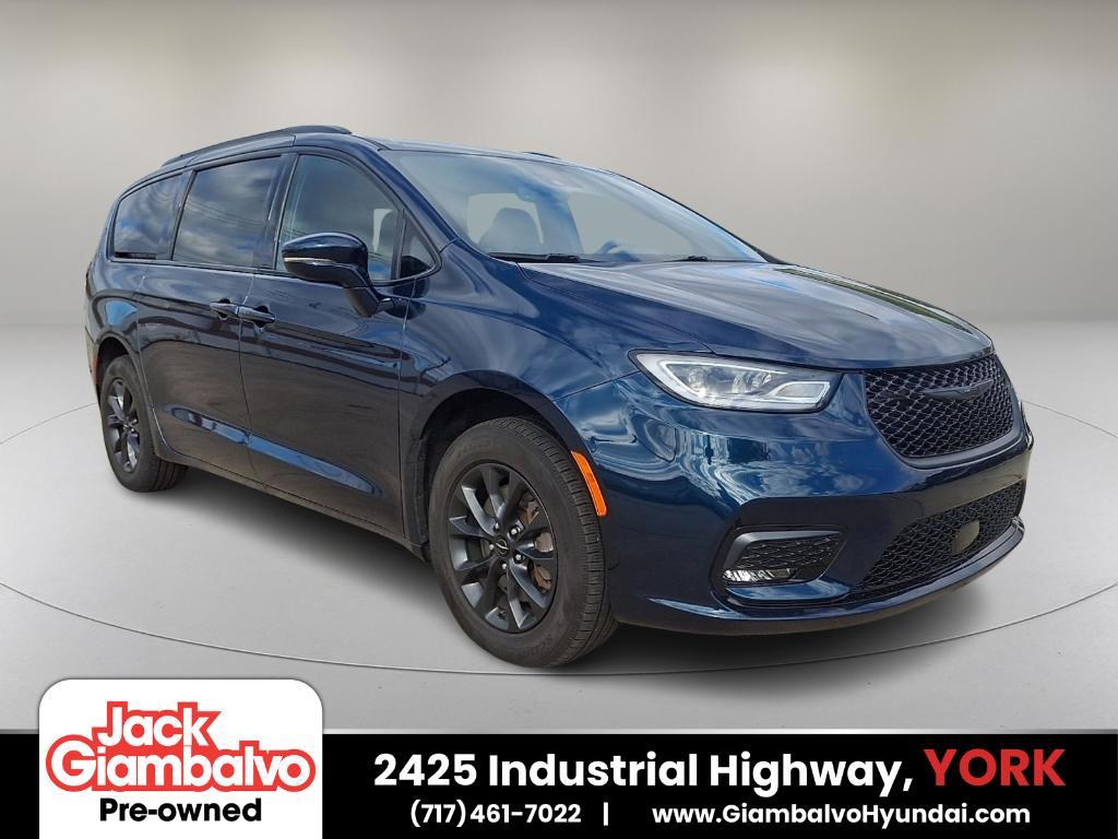 used 2022 Chrysler Pacifica car, priced at $31,490