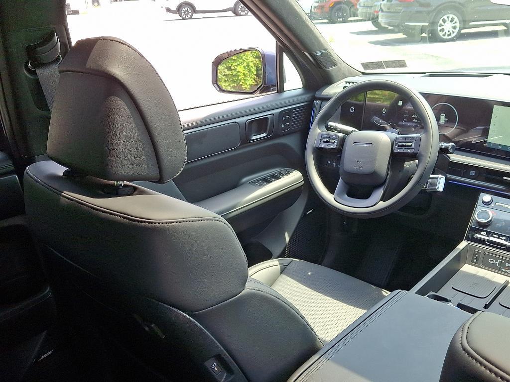 new 2025 Hyundai Santa Fe car, priced at $46,638