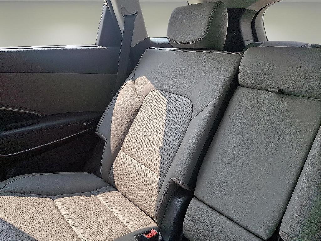used 2019 Hyundai Santa Fe XL car, priced at $17,598