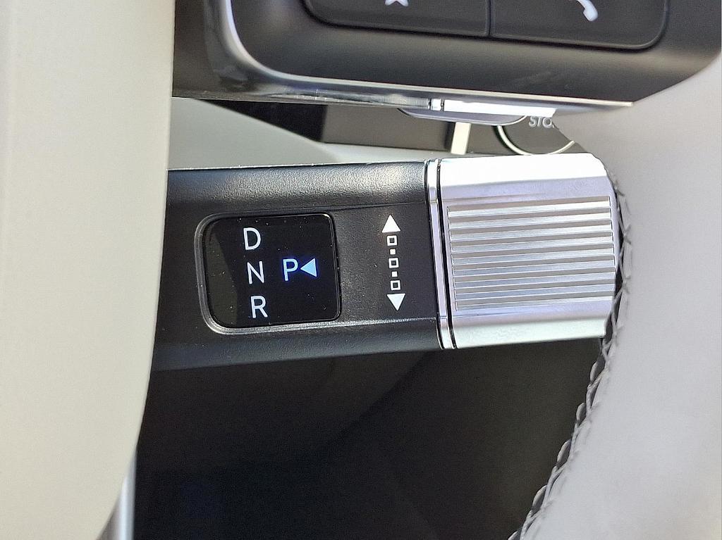 new 2025 Hyundai SANTA FE HEV car, priced at $50,000