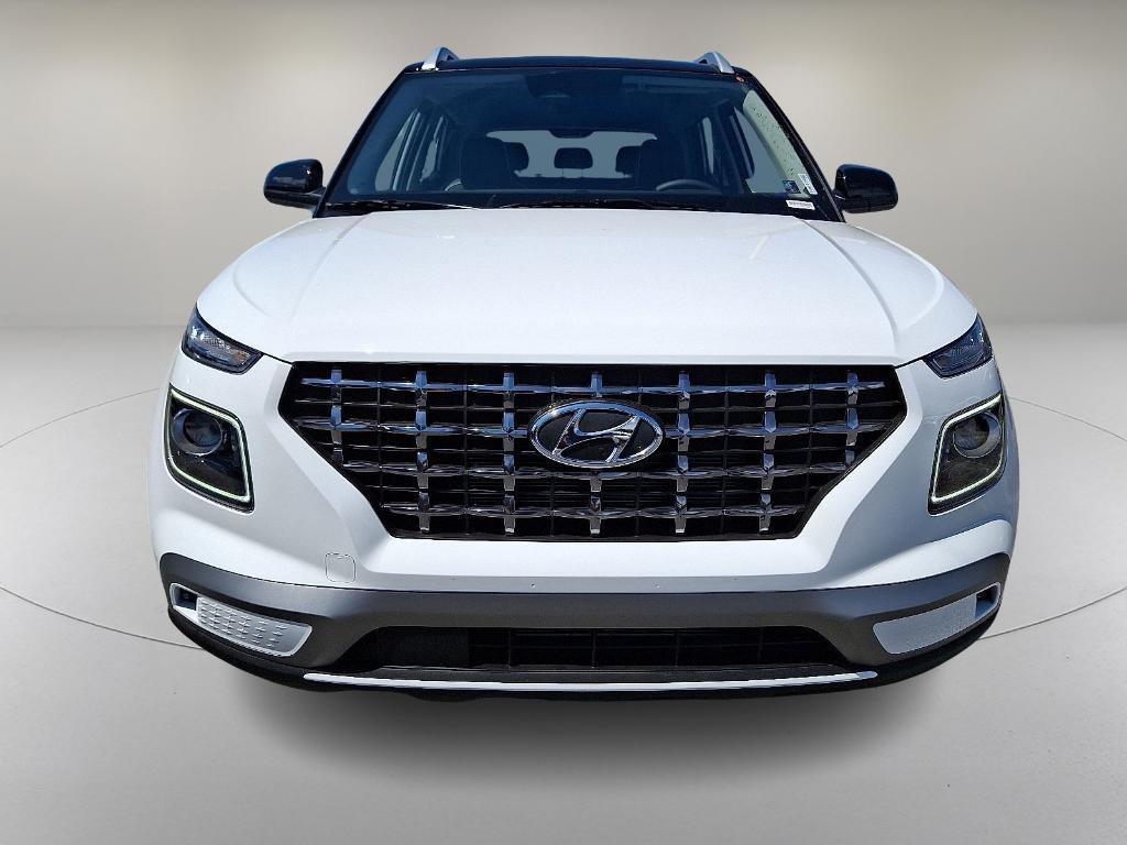 new 2025 Hyundai Venue car, priced at $24,660
