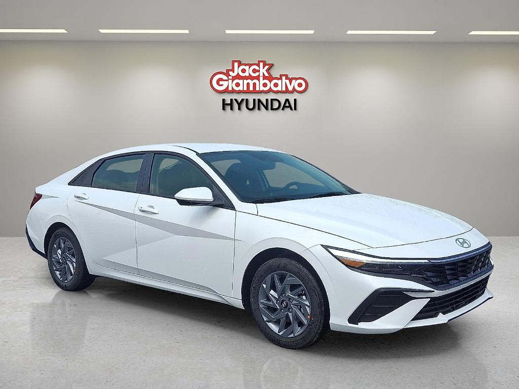 new 2025 Hyundai ELANTRA HEV car, priced at $25,004