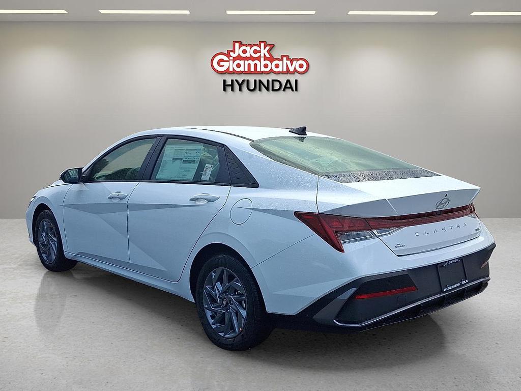 new 2025 Hyundai ELANTRA HEV car, priced at $25,004