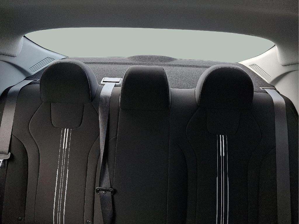 new 2025 Hyundai ELANTRA HEV car, priced at $25,004
