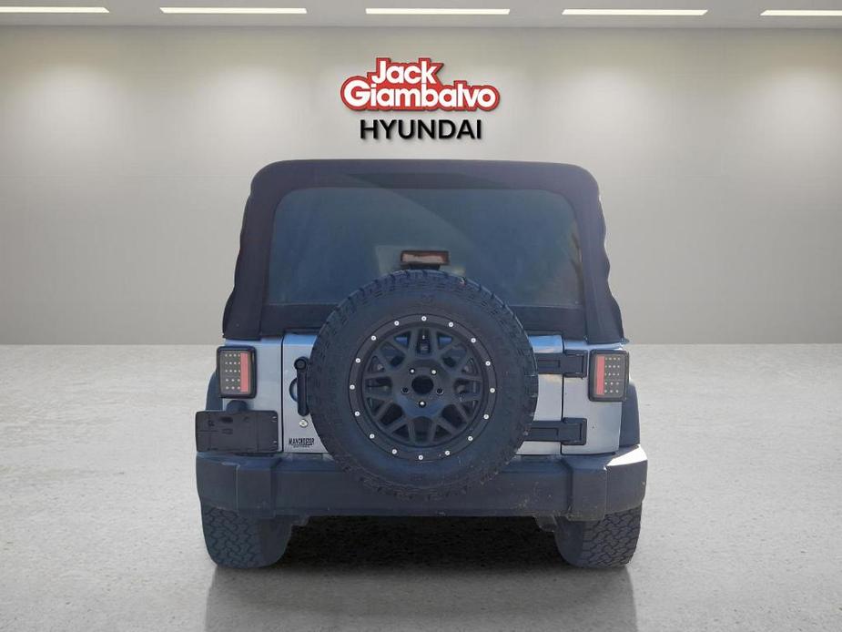 used 2015 Jeep Wrangler Unlimited car, priced at $17,990