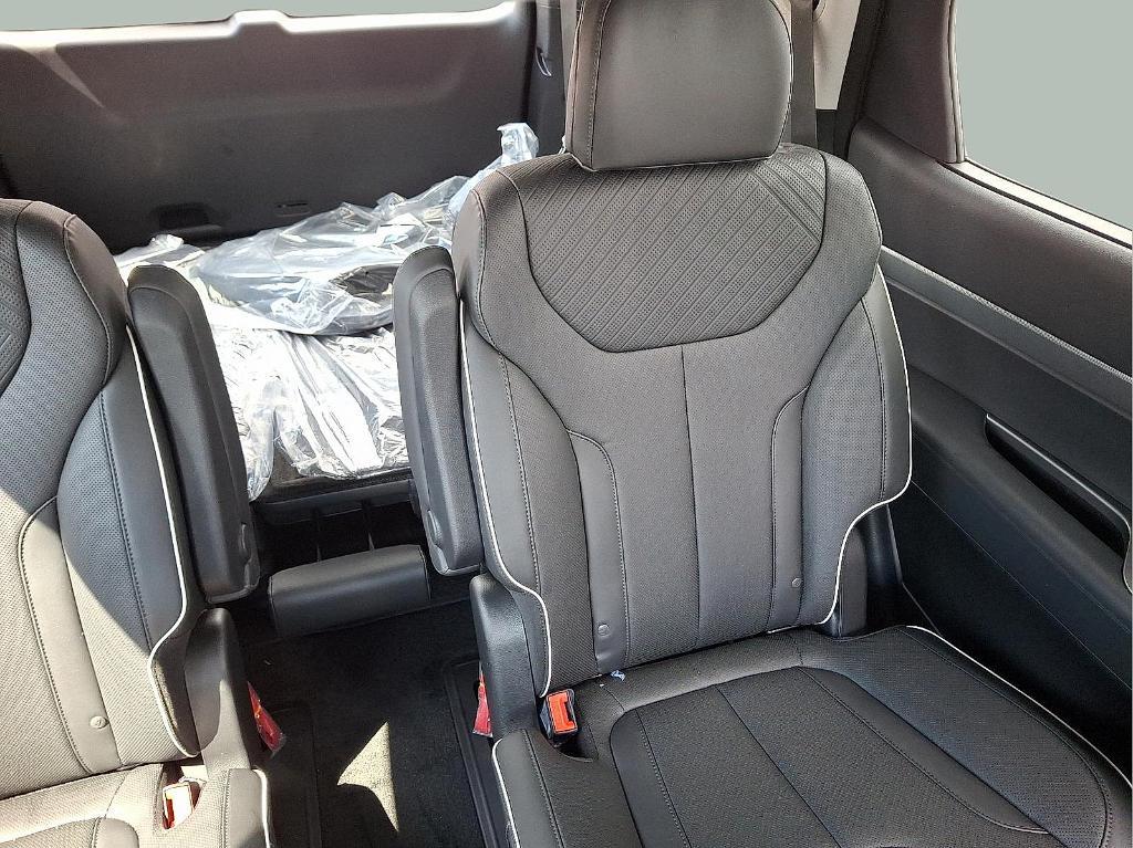new 2025 Hyundai Palisade car, priced at $44,654